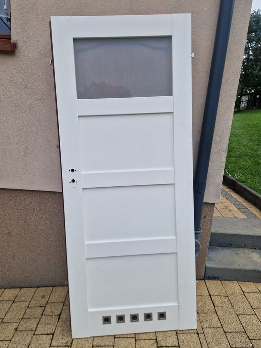 Drzwi 80   z ościeżnica lewe lub prawe
