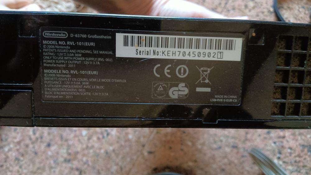 Wii com balança e um comando