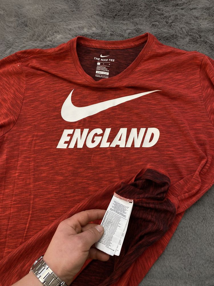 Футболка Nike England Dri Fit Swoosh L