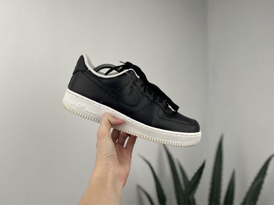 Оригінал! Кросівки шкіряні Nike Air Force 42 розмір M863