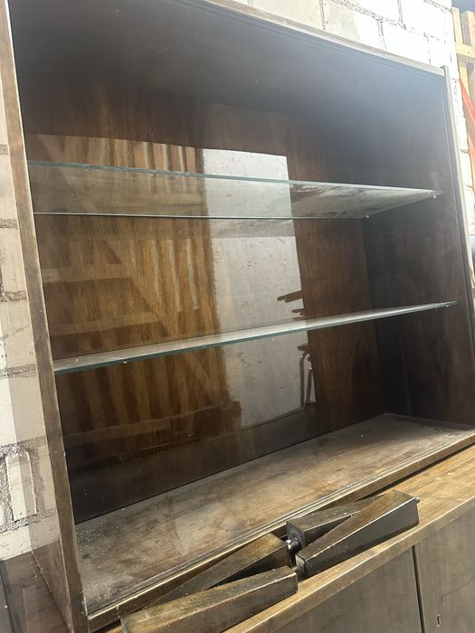 Witryna komoda sideboard hałas