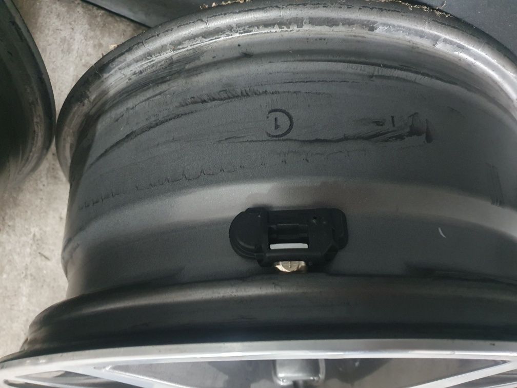 ALUFELGI MERCEDES C Klasa W205 S205 BiColor Jak NOWE! + Czujniki TPMS
