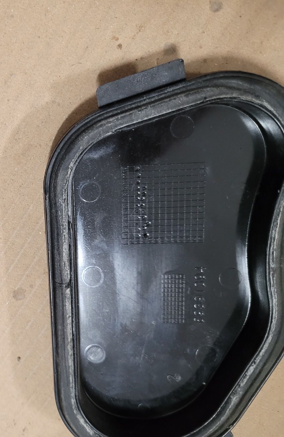 Dekielek lampy Corsa D