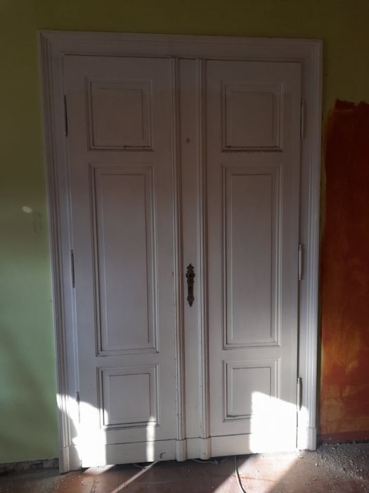 Drzwi z ościeżnicą