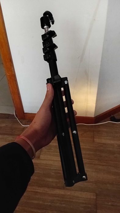 Tripé de luz novo NUNCA USADO