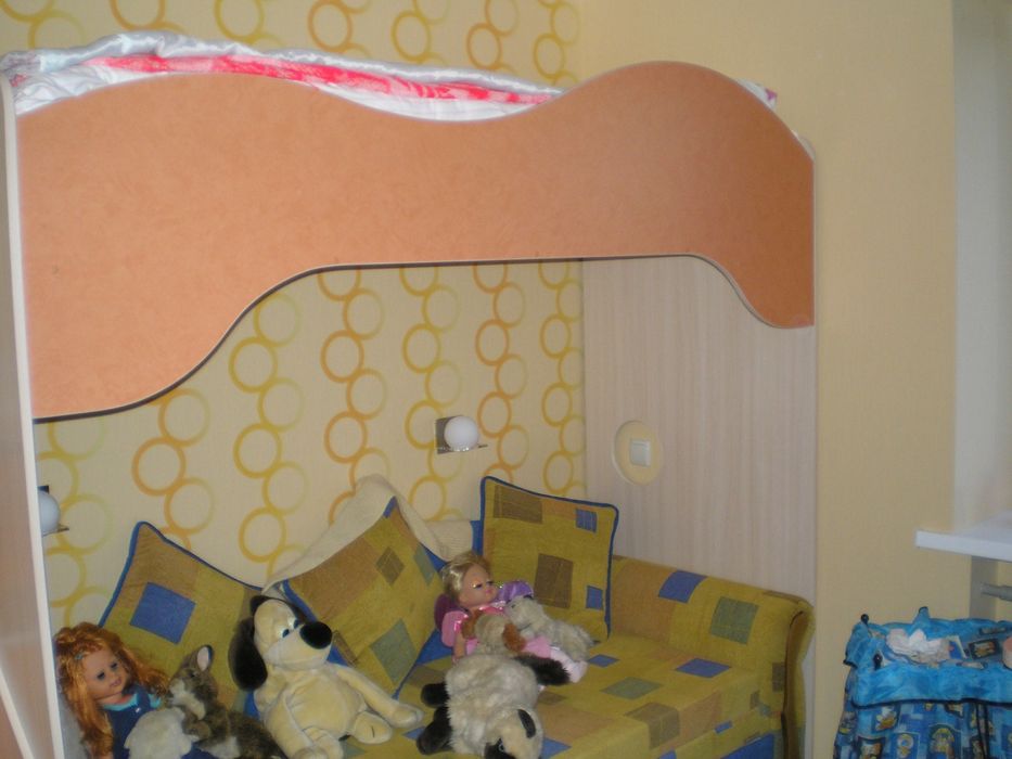 Дитяча кровать,  розмір 2000*810, у гарному стані, самовивіз,