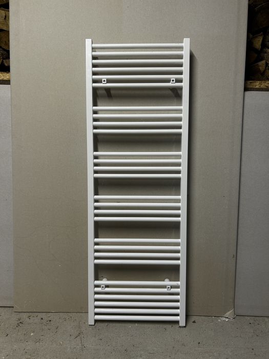 Grzejnik łazienkowy 144x50