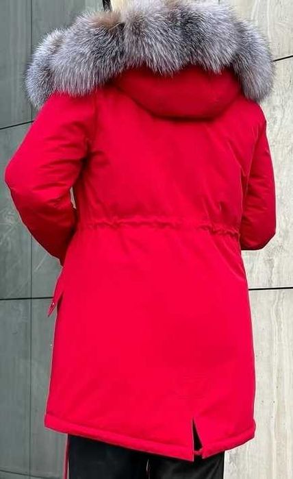 Парка зимова. Хутро блюфрост(песець). Розмір 40