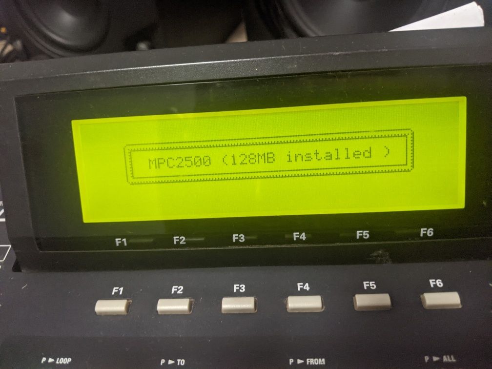 Vendo AKAI MPC 2500