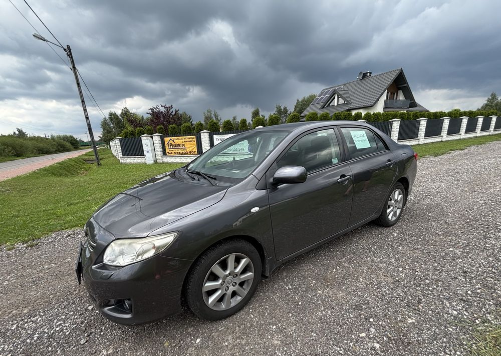 Toyota Corolla e15