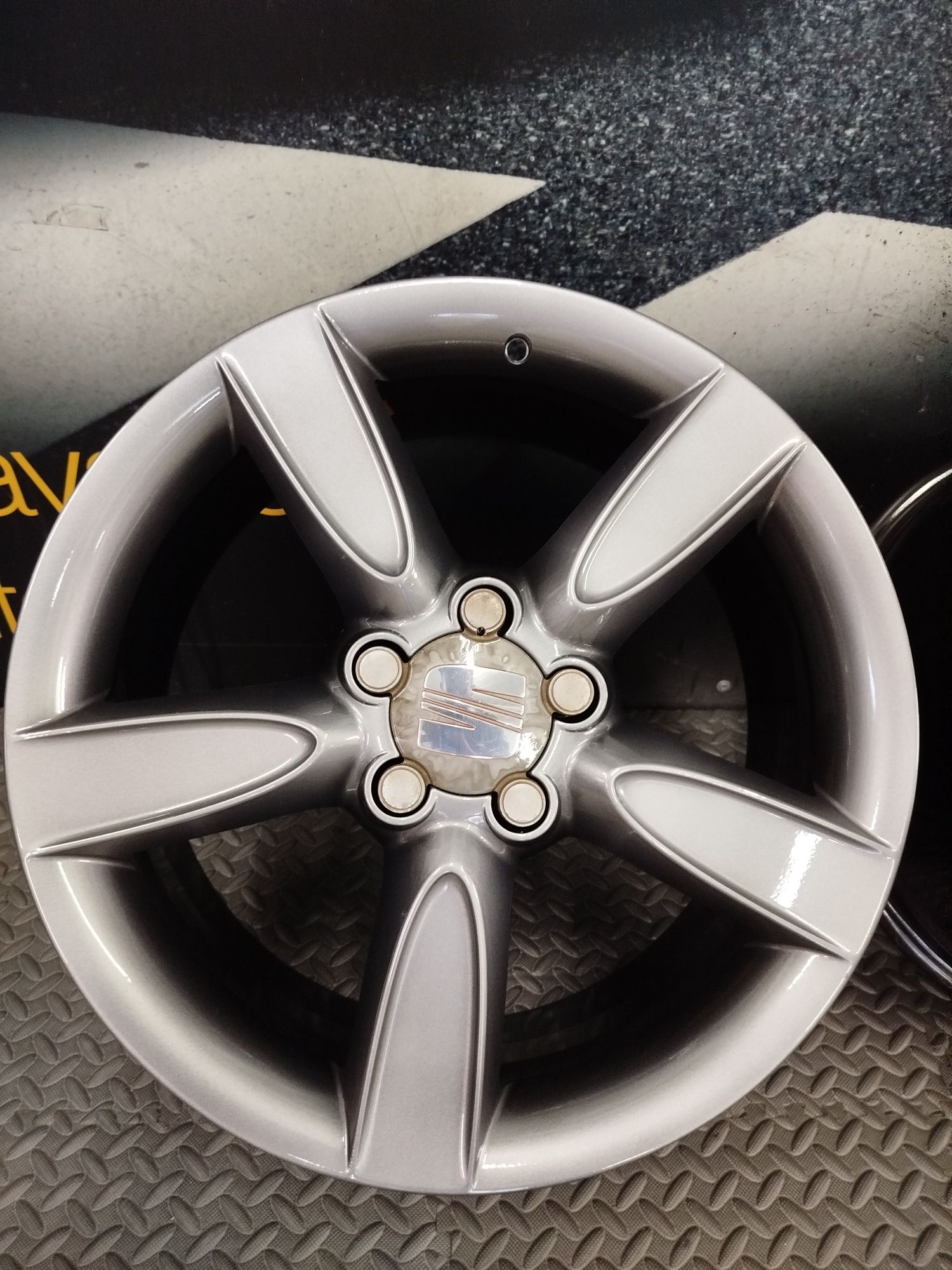 Jantes 18 Originais Seat Leon 5×112