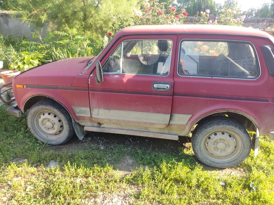 Ваз нива 2121  мотор 1.5