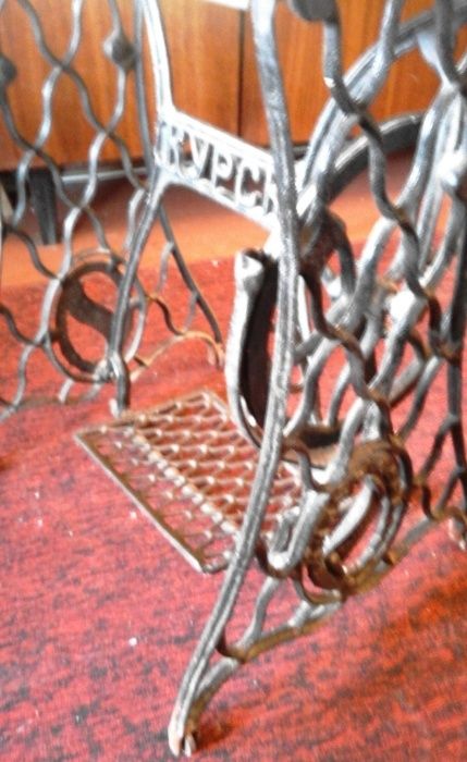 Машинка швейная Курск.