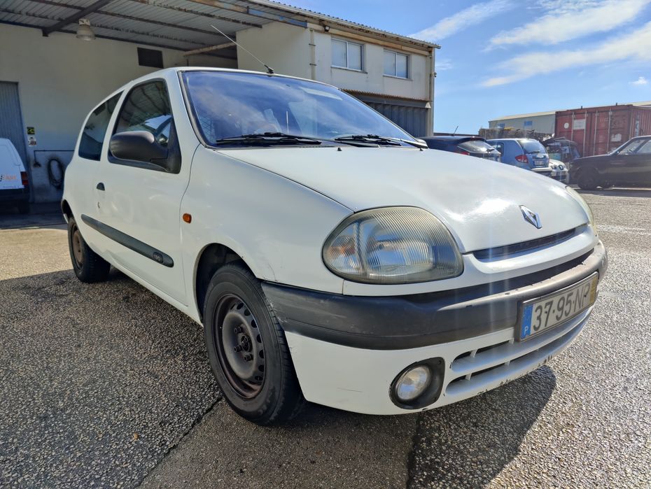 Renault Clio 1.9d Negociável
