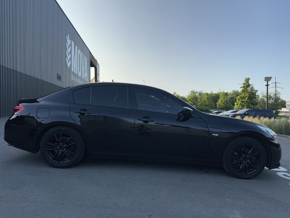 Продам Infiniti G25