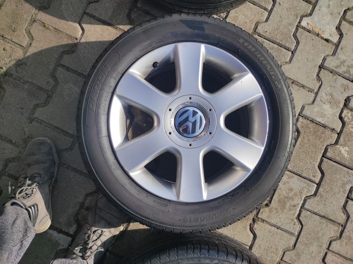 Letnie opony z alofelgami 205/16r