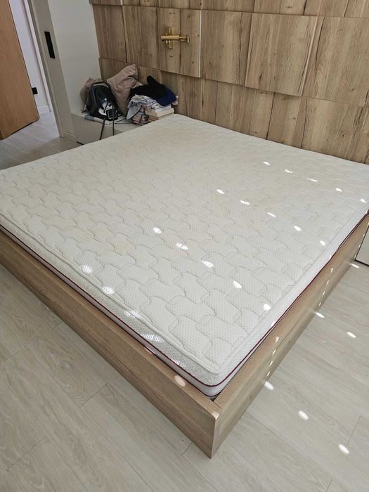 Materac Selene Dynamic Premium termoelastyczny 200 x200 memory