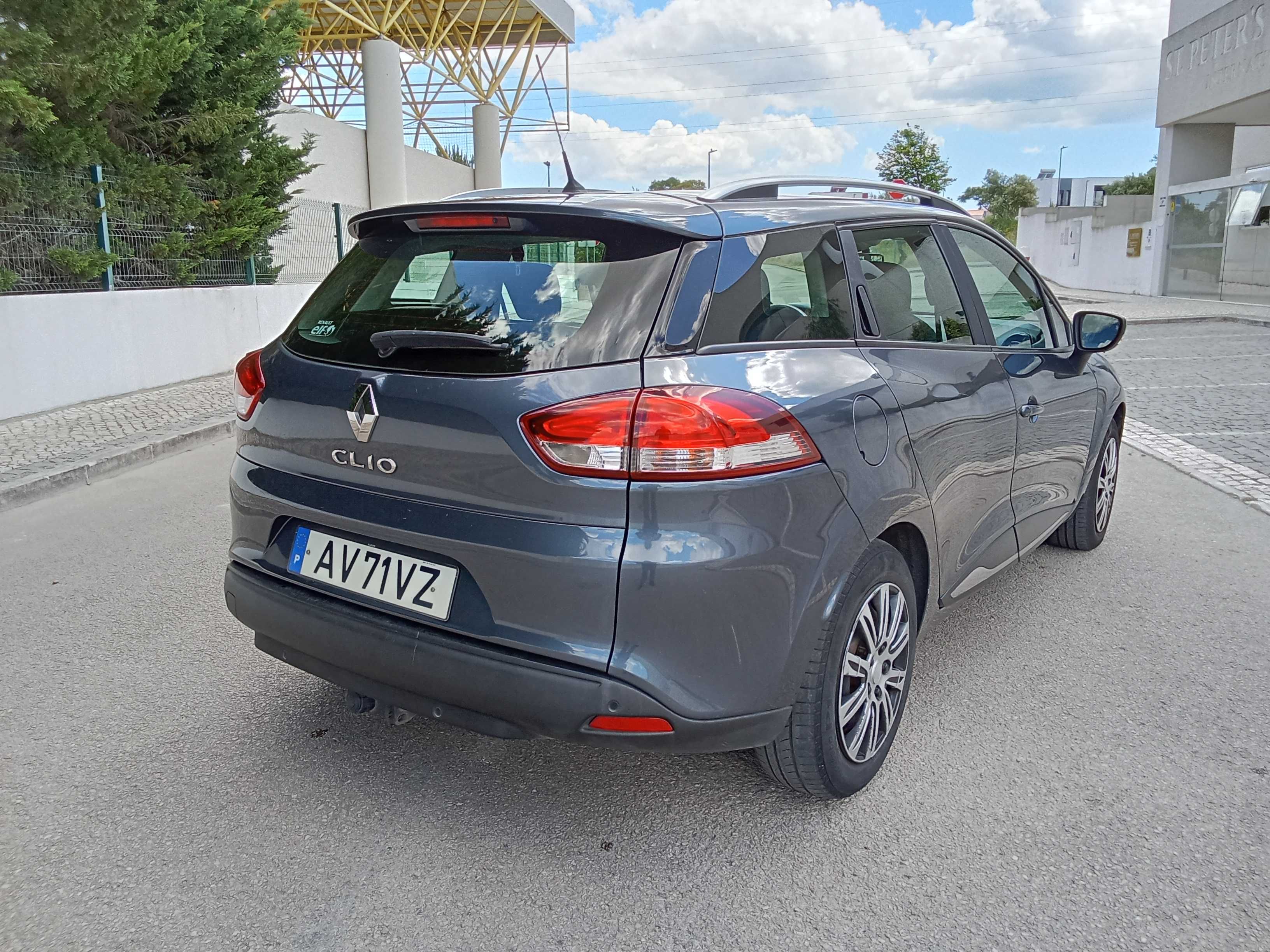 Renault Clio 1.5dci em bom estado a nível geral 2018/10