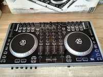 Numark N4 DJ kontroler