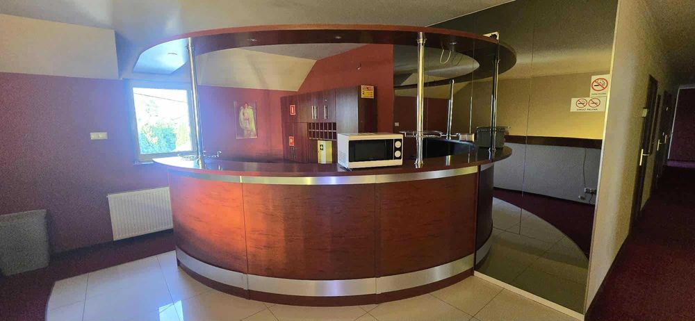 Lada hotelowa/recepcja/bar/szafki
