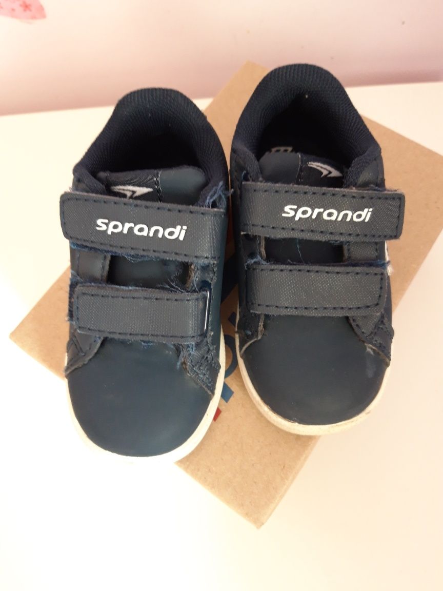Buty sportowe adidasy Sprandi roz. 22
