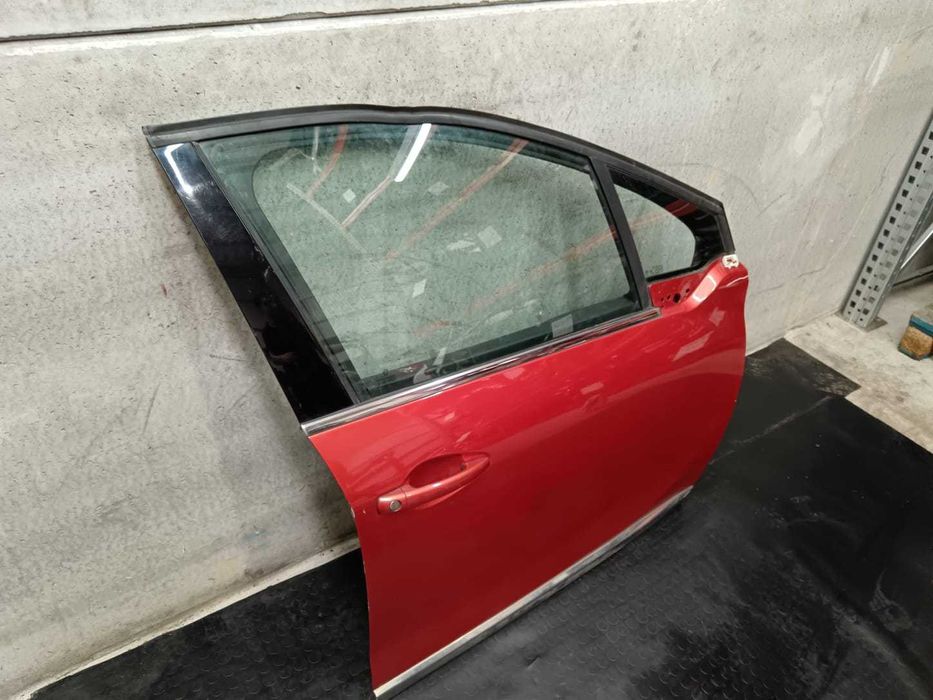 Porta frontal direita Peugeot  (2016)