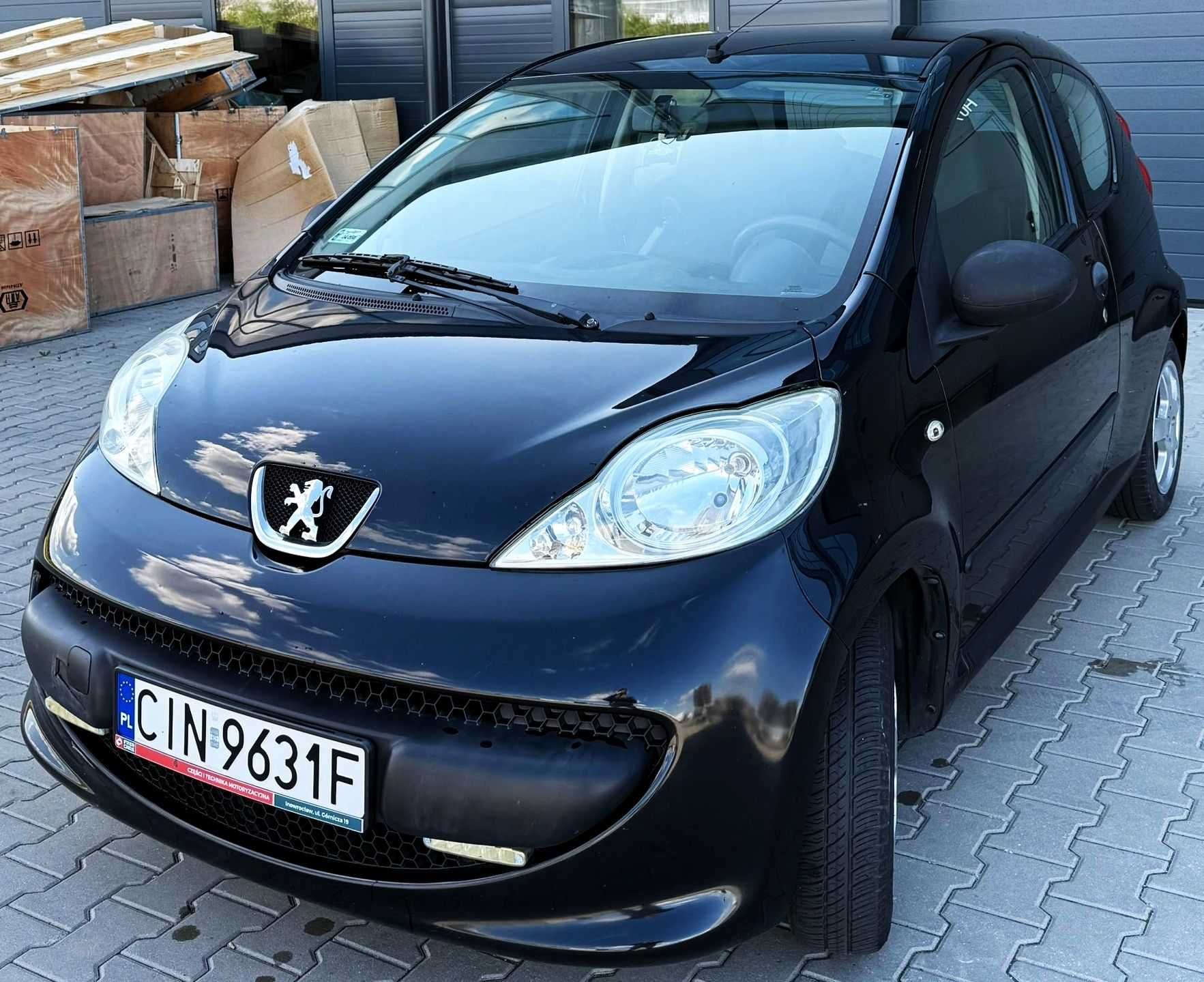 Peugeot 107 1.0 ben rozrząd na łańcuchu BRAK RDZY KLIMA 100% sprawny