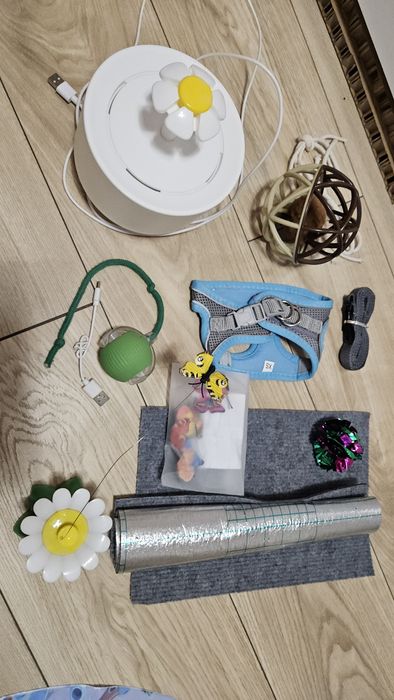 Zestaw interaktywnych zabawek dla kota fontanna rybki