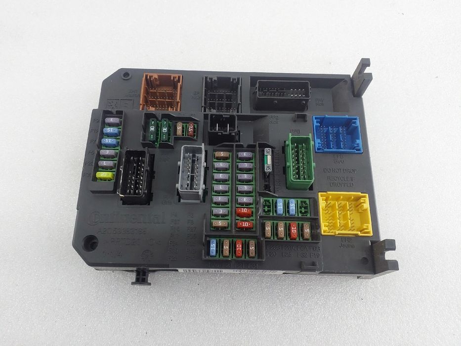 Caixa fusíveis / SAM / BSI PEUGEOT 508 SW