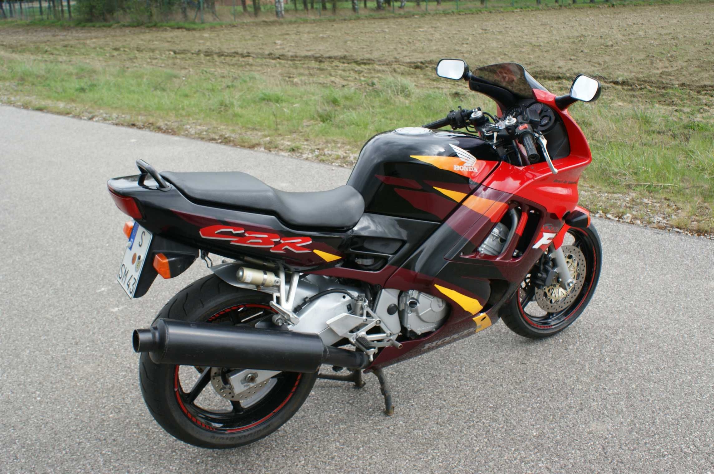 Honda CBR 600 PC 31