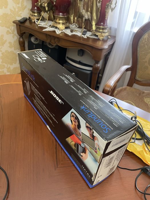 Bose soundlink speaker, нов. Комплект. Автозарядка Bose нов