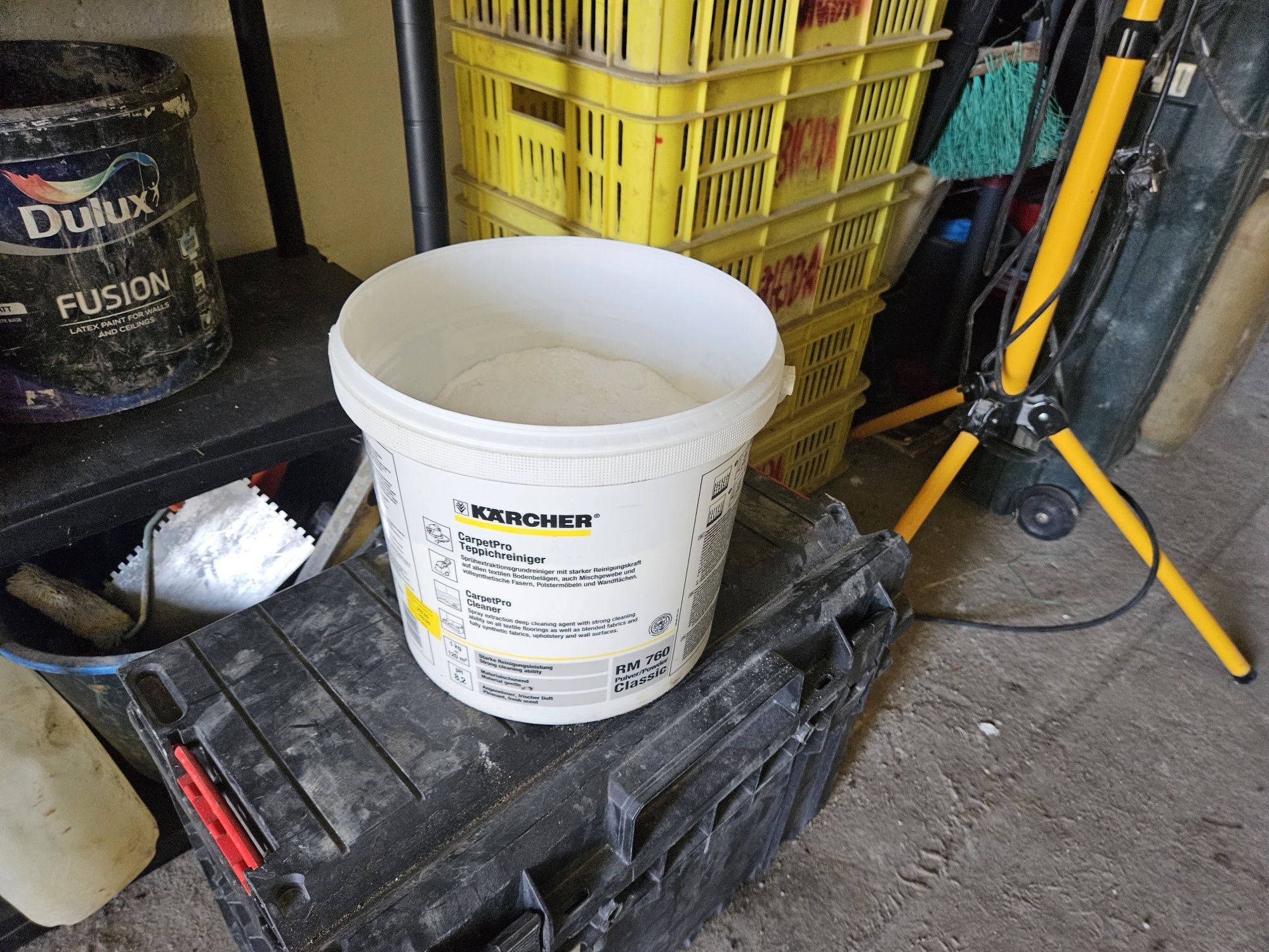 Sprzedam karcher 100 +6kg proszku karcher