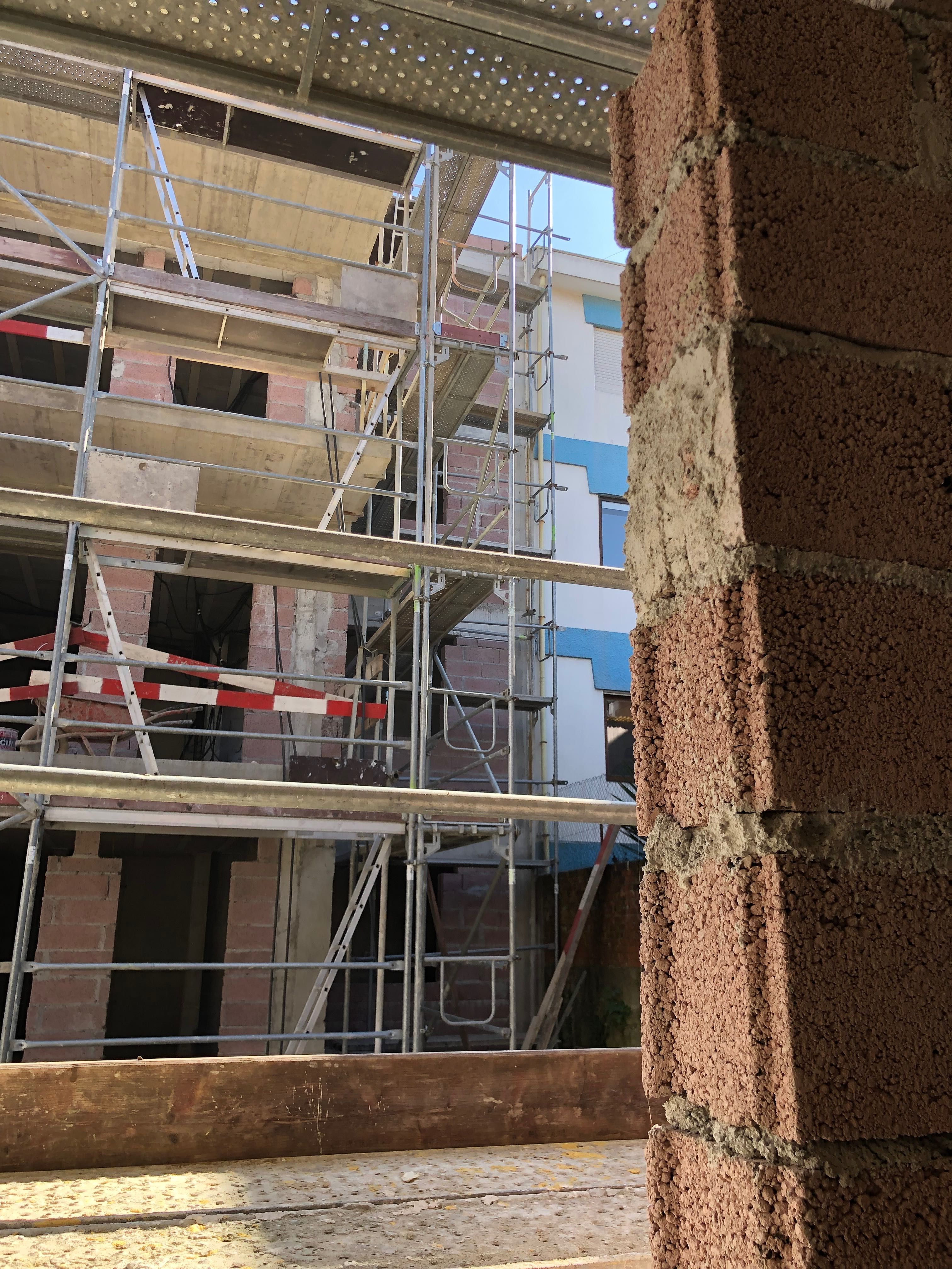 Precisa de renovar fachada?