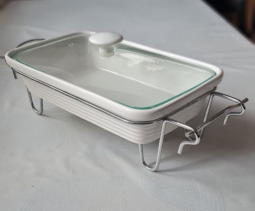 Naczynie żaroodporne z podgrzewaczem 30x18 cm pęknięte