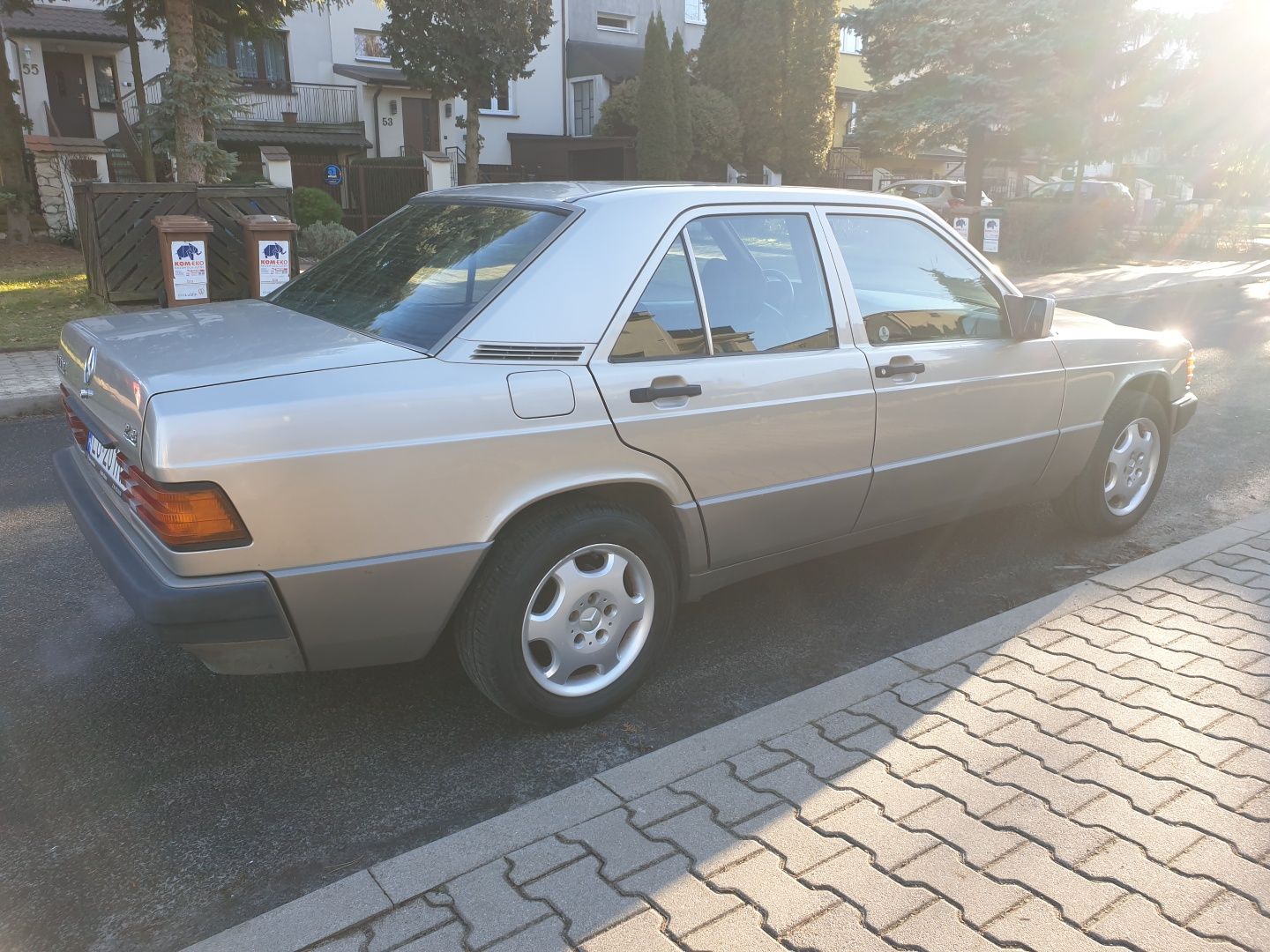 Mercedes 190 W201 2,3E Klima 1992 r. 235 tys. km Youngtimer