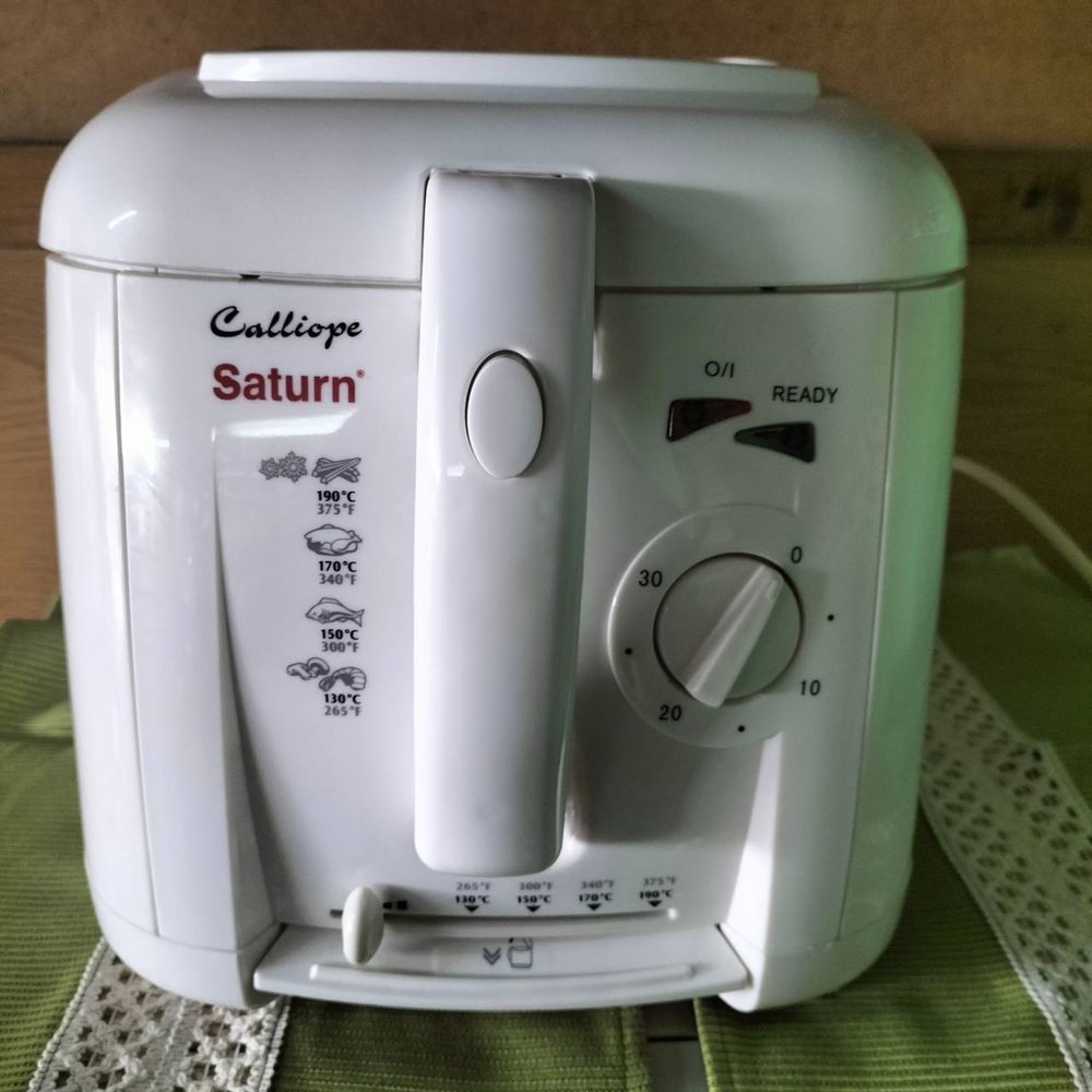 Фритюрниця Saturn ST1068