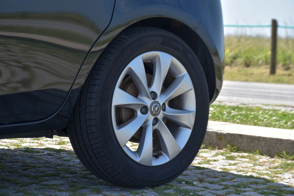 Opel Corsa 1.2 - Desde 90€ /mês