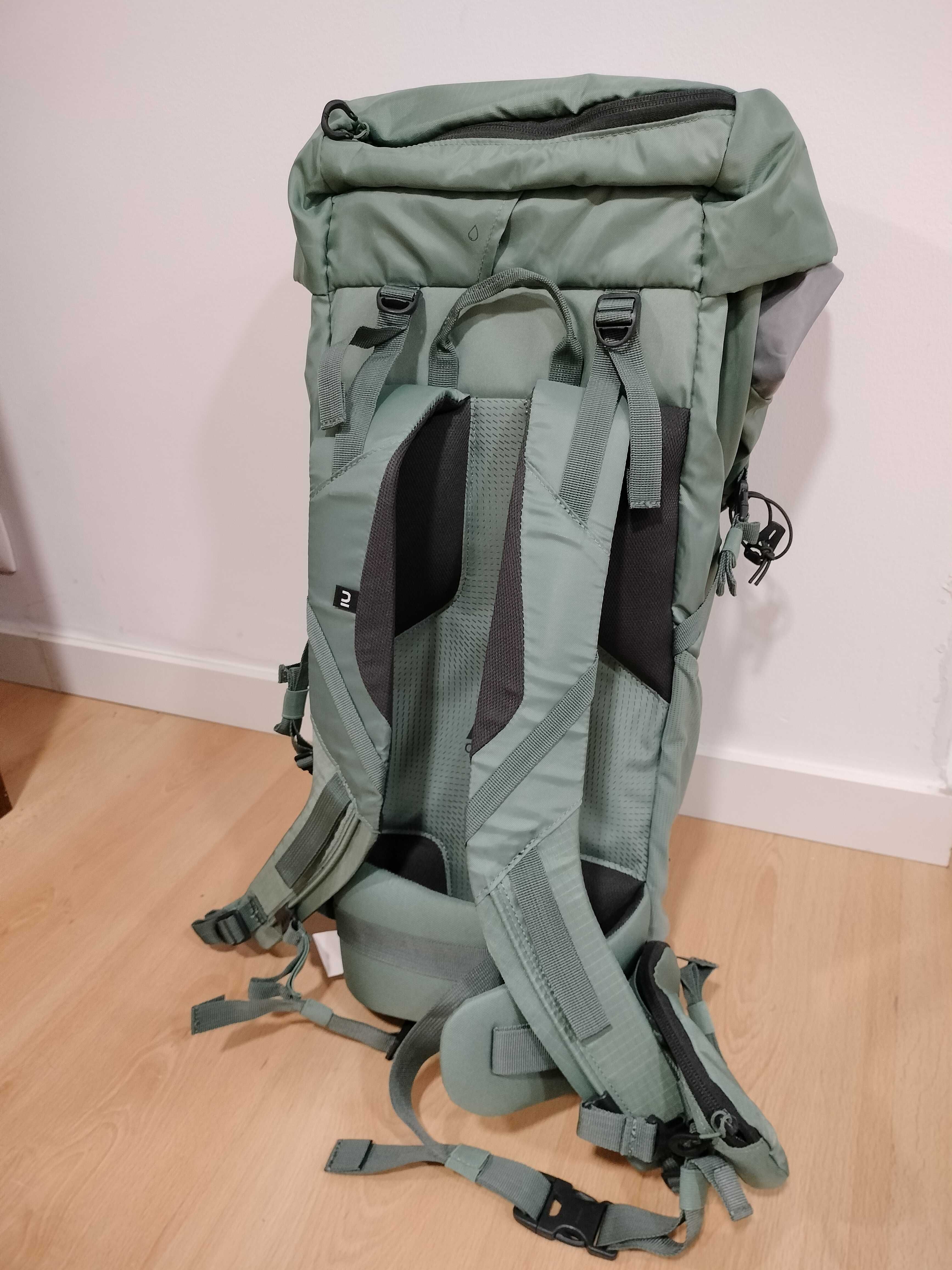 Mochila Nova Quechua - 35L