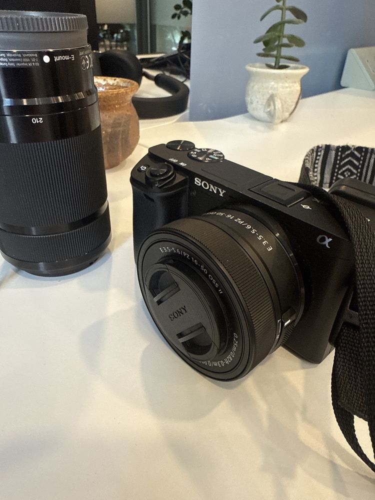 Lente Sony E 16-50 f/3.5-5.6 PZ OSS
