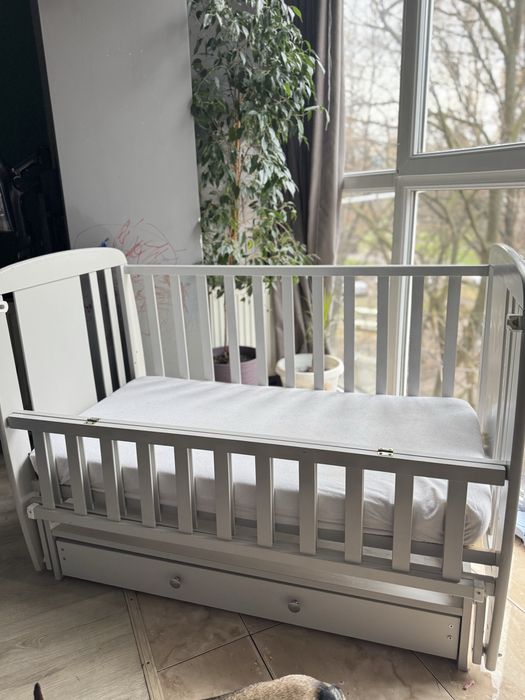 Дитяче ліжечко жираф