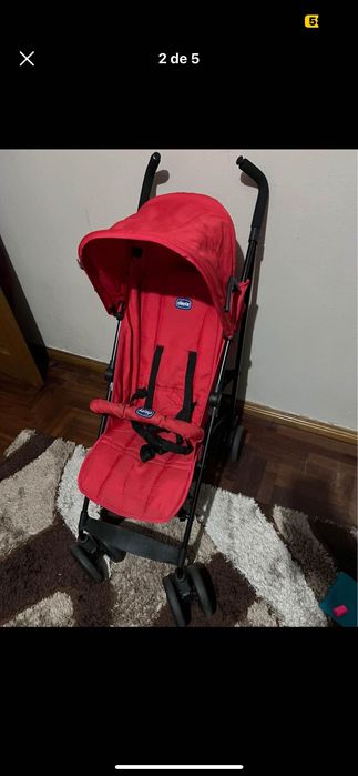 Carrinho de bebê marca chicco