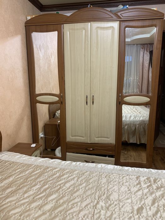 Шафа від спальні