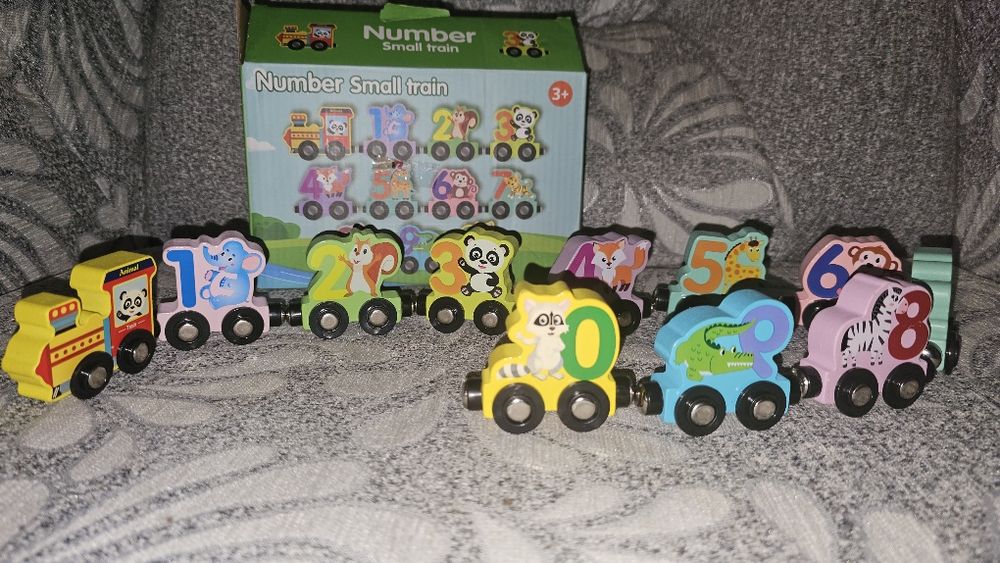 Дерев'яний поїзд Number Small train 10 вагонів на магнітах з цифрами