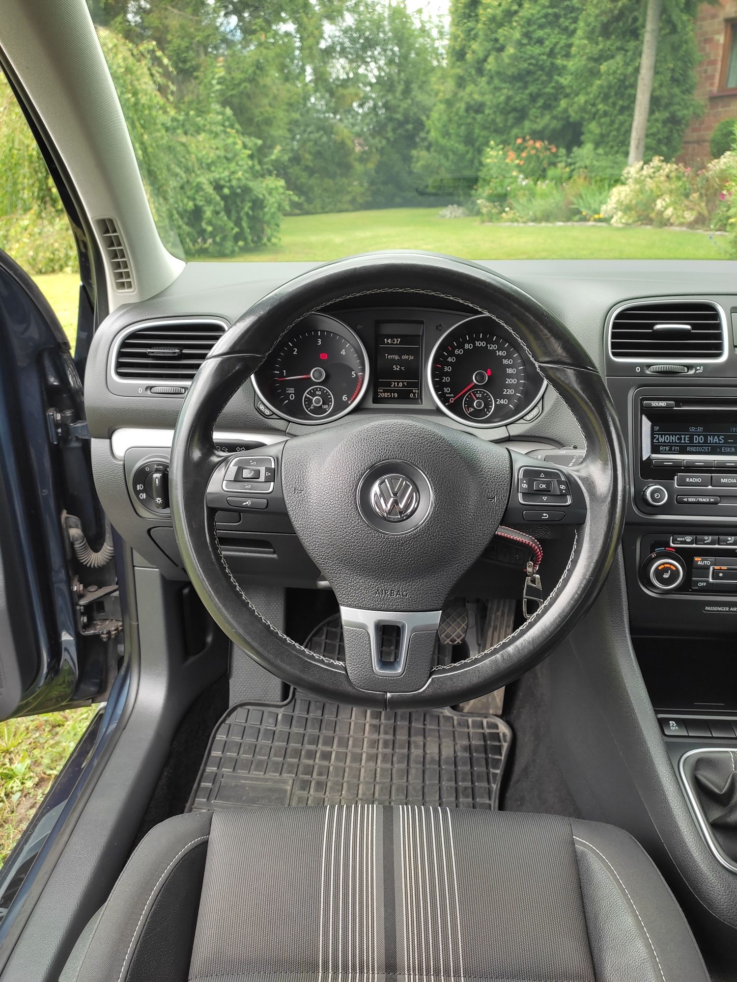 Sprzedam Vw Golf 6 1.6TDI 2012
