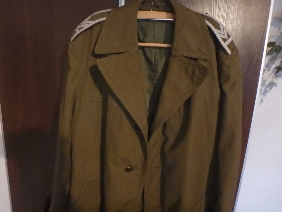 LWP. Wojskowy płaszcz wyjściowy roz. 177/104.