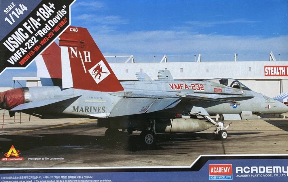 Academy 12627 samolot USMC F/A-18+ Red Devils model 1:144