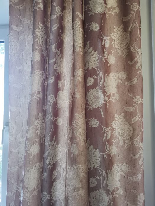 Eleganckie zasłony + obrus + 2 poszewki na poduszki