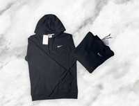 Bluza Basic Nike Czarna XS *NOWA* z kieszenią i kapturem