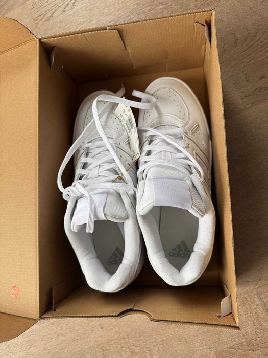 Кросівки Adidas men's midcity low shoes
