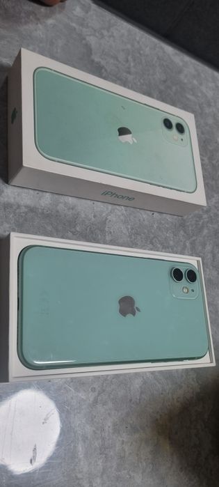 Продам Айфон 11  на 64